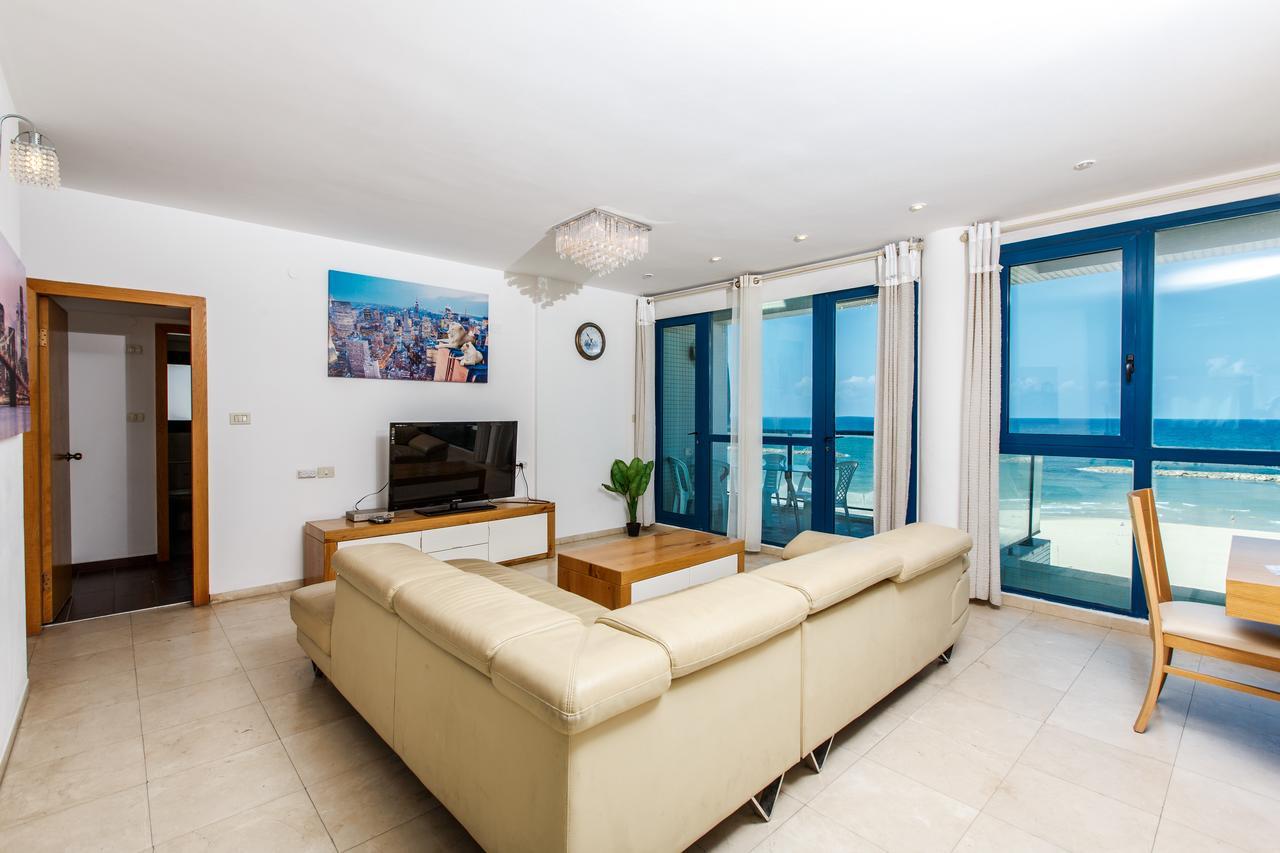 Ocean Front Apartments First Line To The Beach Tel-Aviv Kültér fotó