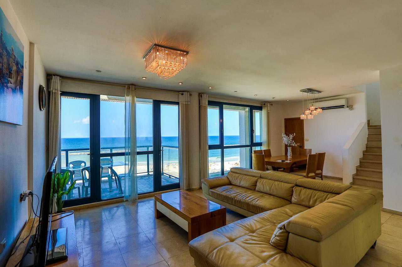 Ocean Front Apartments First Line To The Beach Tel-Aviv Kültér fotó