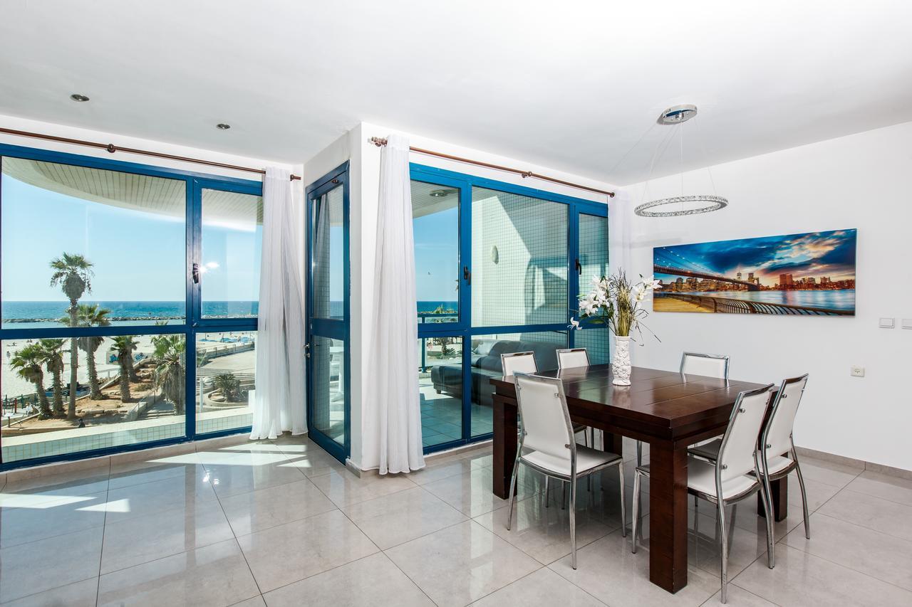 Ocean Front Apartments First Line To The Beach Tel-Aviv Kültér fotó